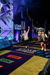 BIB: 
                            <button type="button" onclick="openModal(25250958)" class="btn btn-primary btn-sm float-right btn-popup" data-toggle="modal" data-target=".modal-high-quality">
                        <i class="fas fa-shopping-cart"></i> Add to Cart
                    </button>
                                            <button type="button" onclick="isThisMe(25250958, true)" class="btn btn-success btn-sm float-right btn-popup btn-isme hidden" data-toggle="tooltip" data-placement="bottom" title="นี่คือรูปของคุณใช่ไหม คลิกที่นี่เพื่อเอาเข้าอัลบั้ม">
                        <i class="fas fa-plus"></i> Add to album
                    </button>
                    <button type="button" onclick="isThisMe(25250958, false)" class="btn btn-warning btn-sm float-right btn-popup btn-isnotme hidden">
                        <i class="fas fa-ban"></i> Remove from album
                    </button>